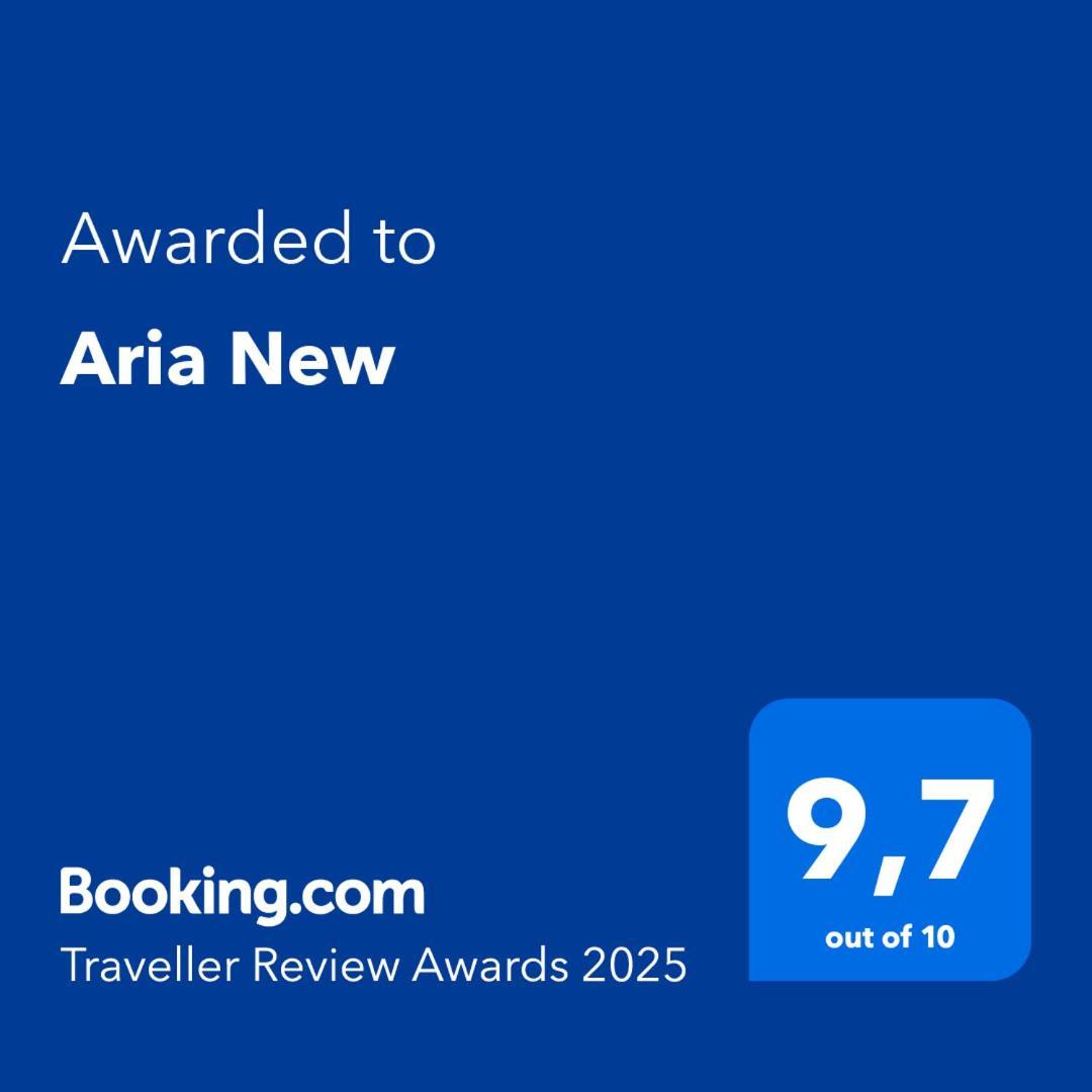 Aria New * Pula